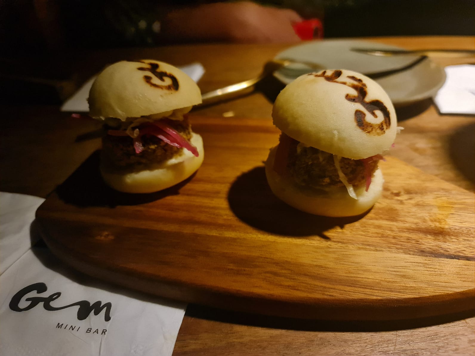 Gem Mini Bar: Salvador em pequenos pratos que não cabem em categorias